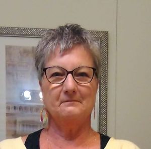 Meet your Posher, Janet